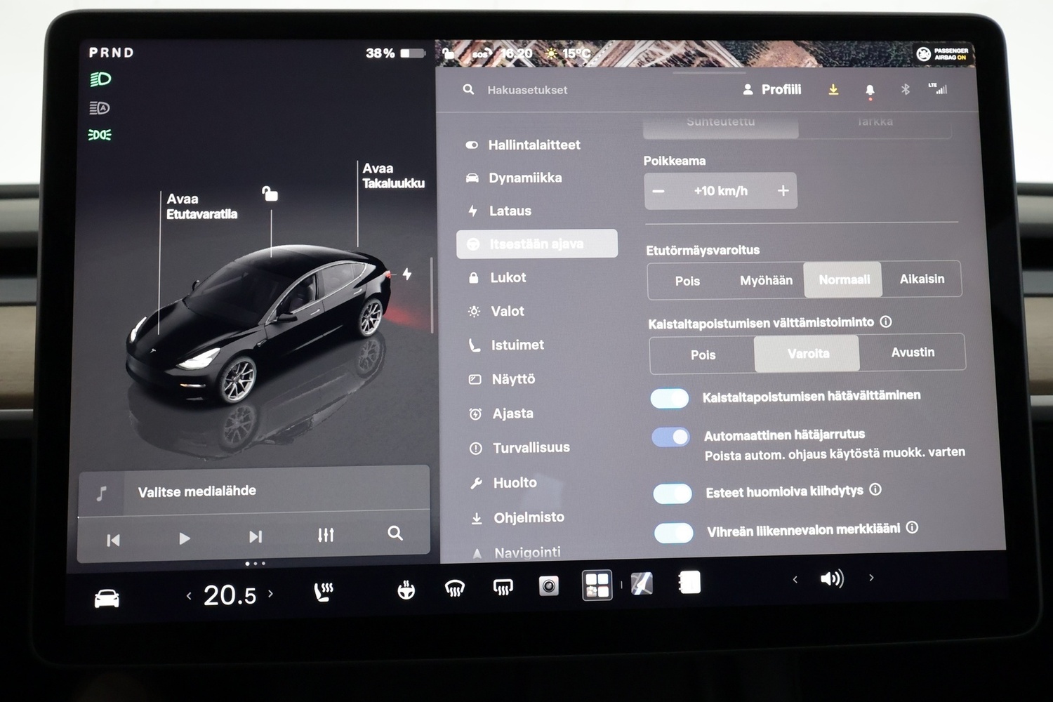 Tesla Model 3 vaihtoauto