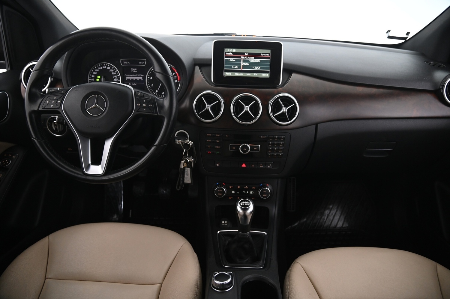 Mercedes-Benz B vaihtoauto