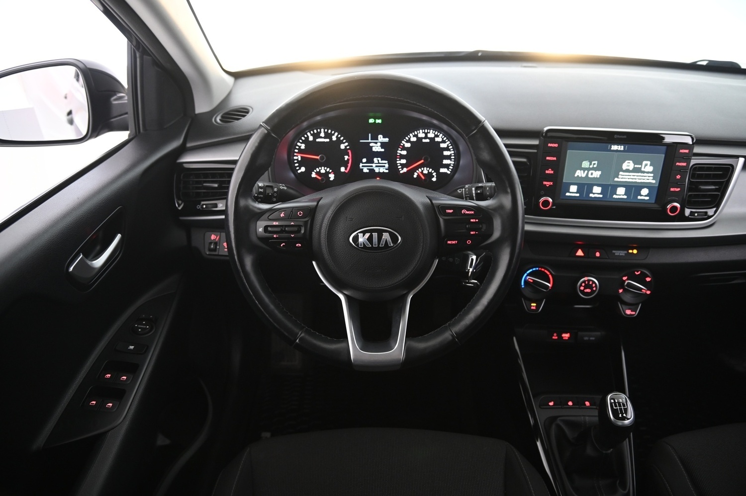 Kia Rio vaihtoauto