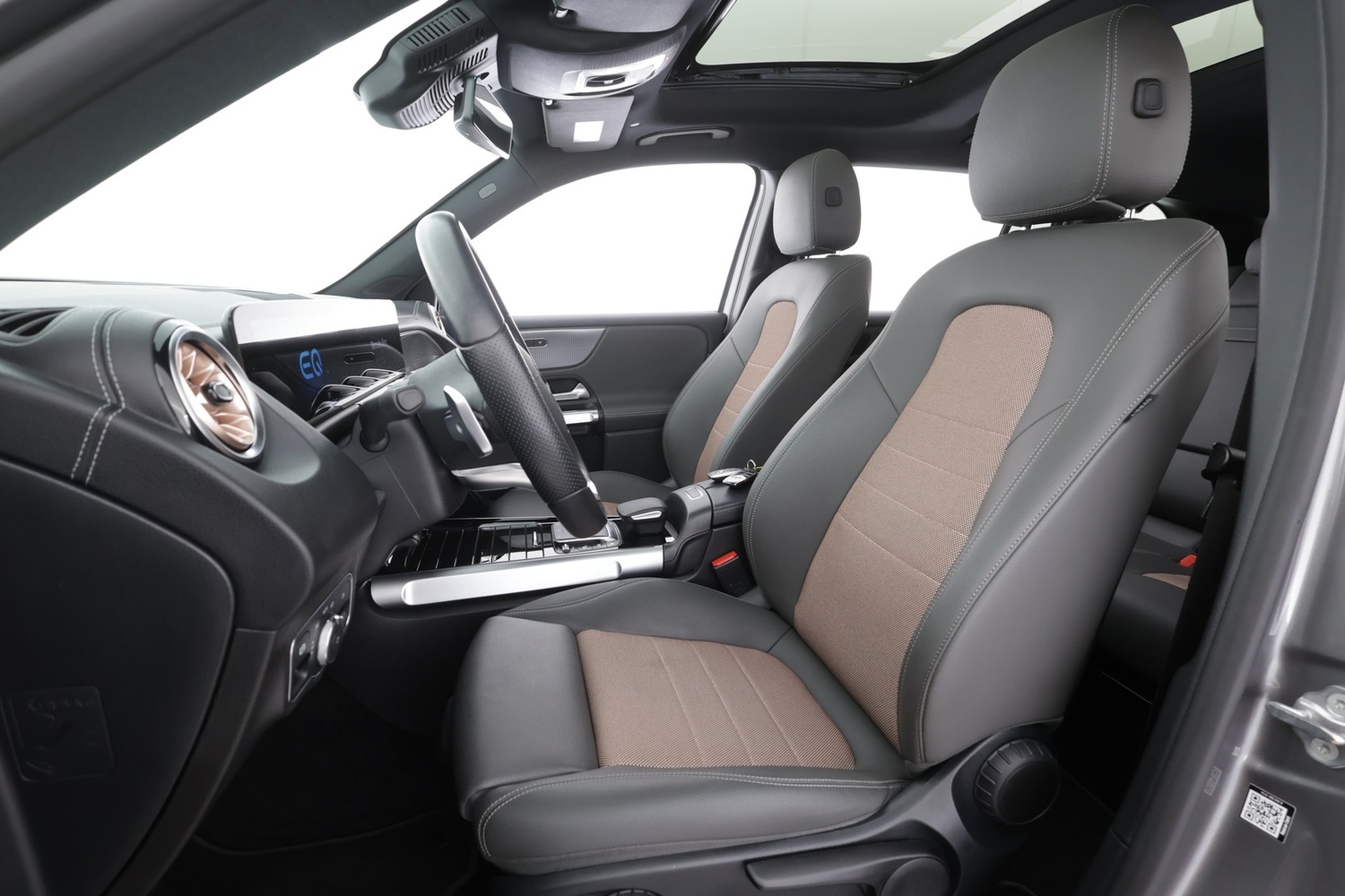 Mercedes-Benz EQB vaihtoauto