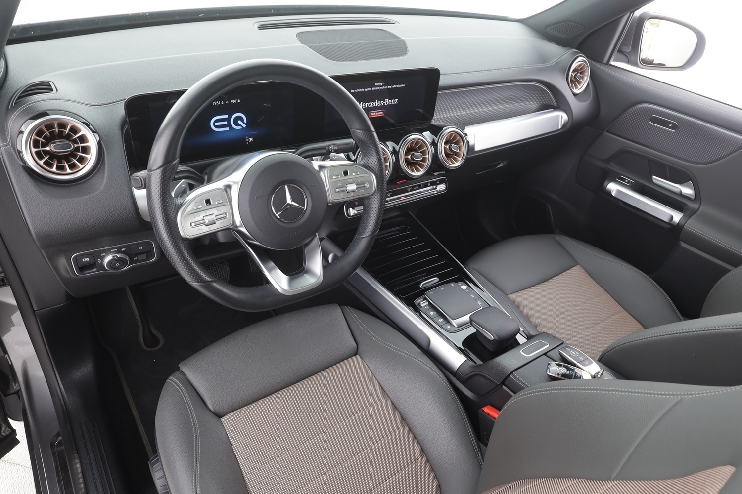 Mercedes-Benz EQB vaihtoauto