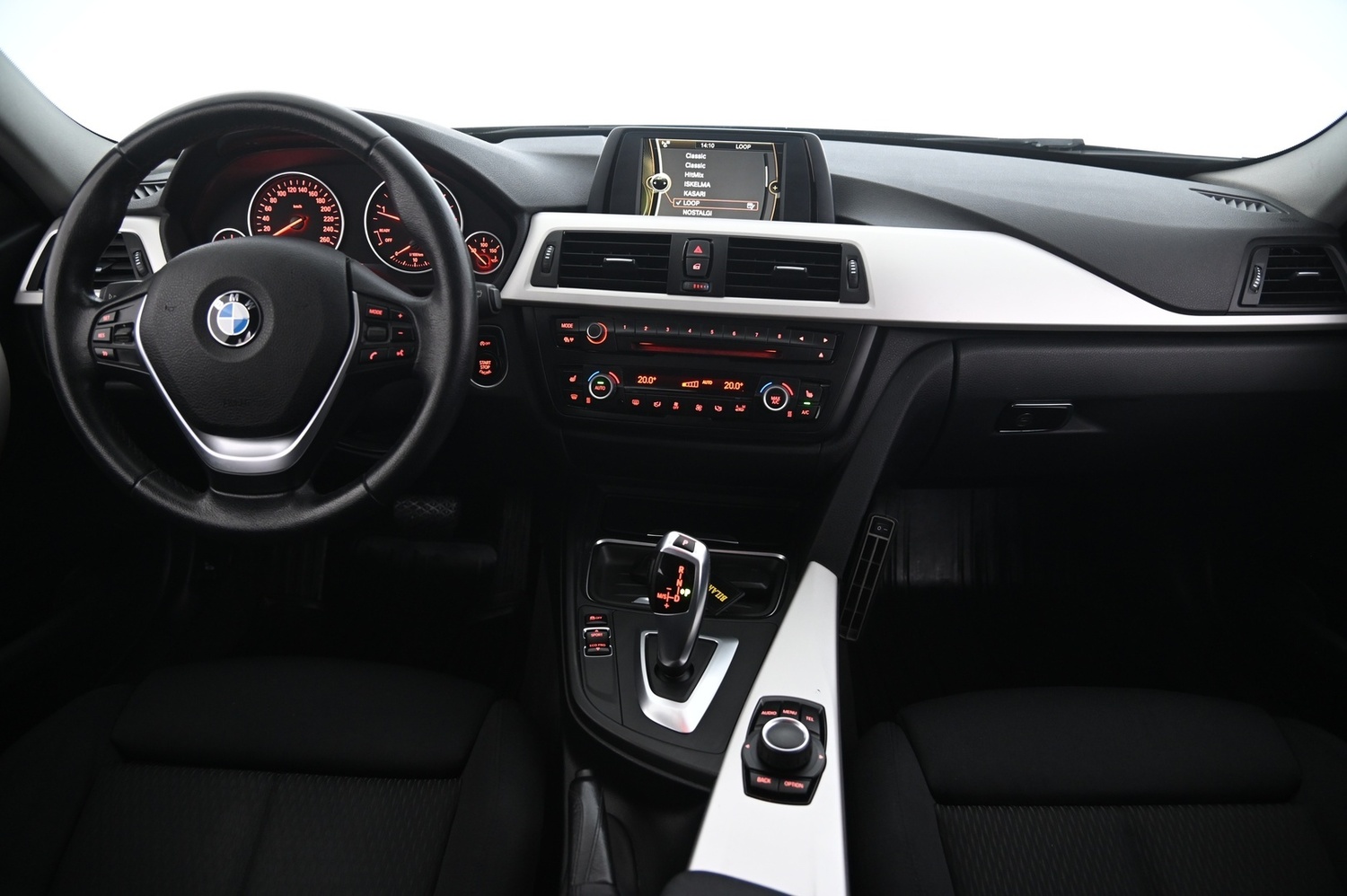 BMW 320 vaihtoauto