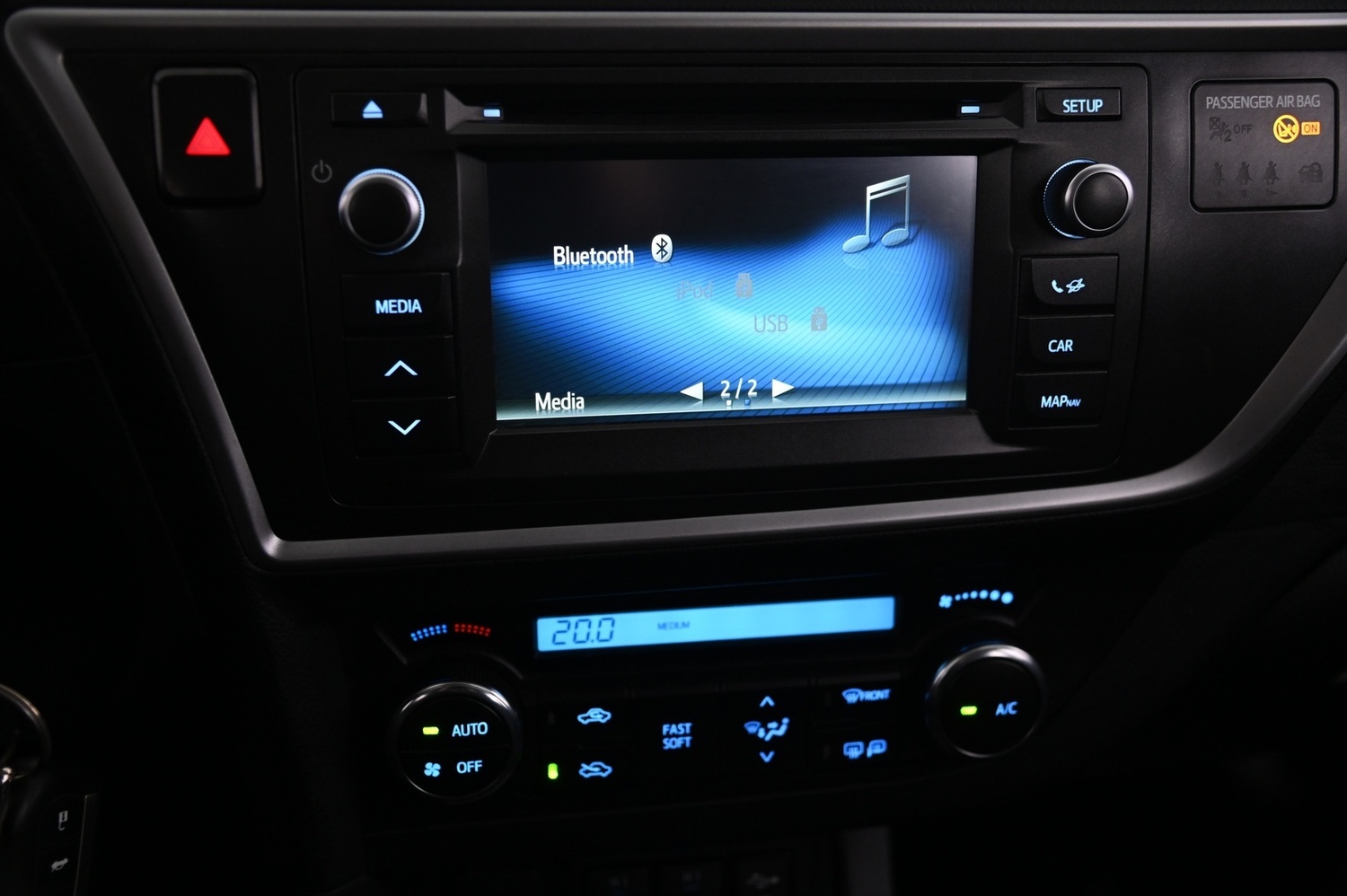Toyota Auris vaihtoauto