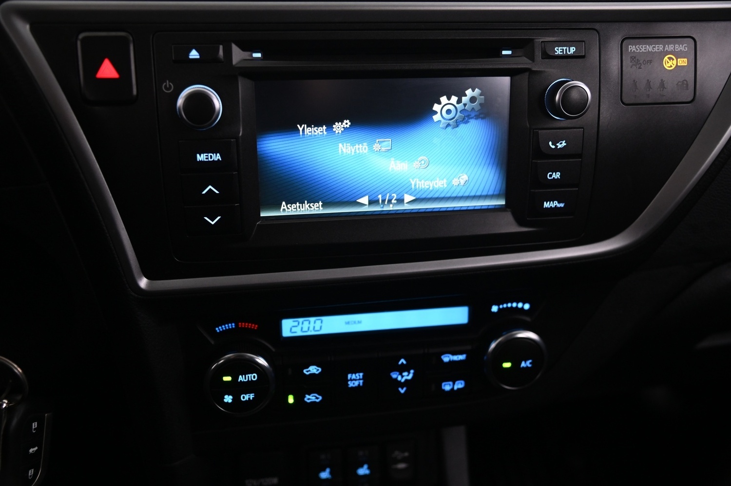 Toyota Auris vaihtoauto