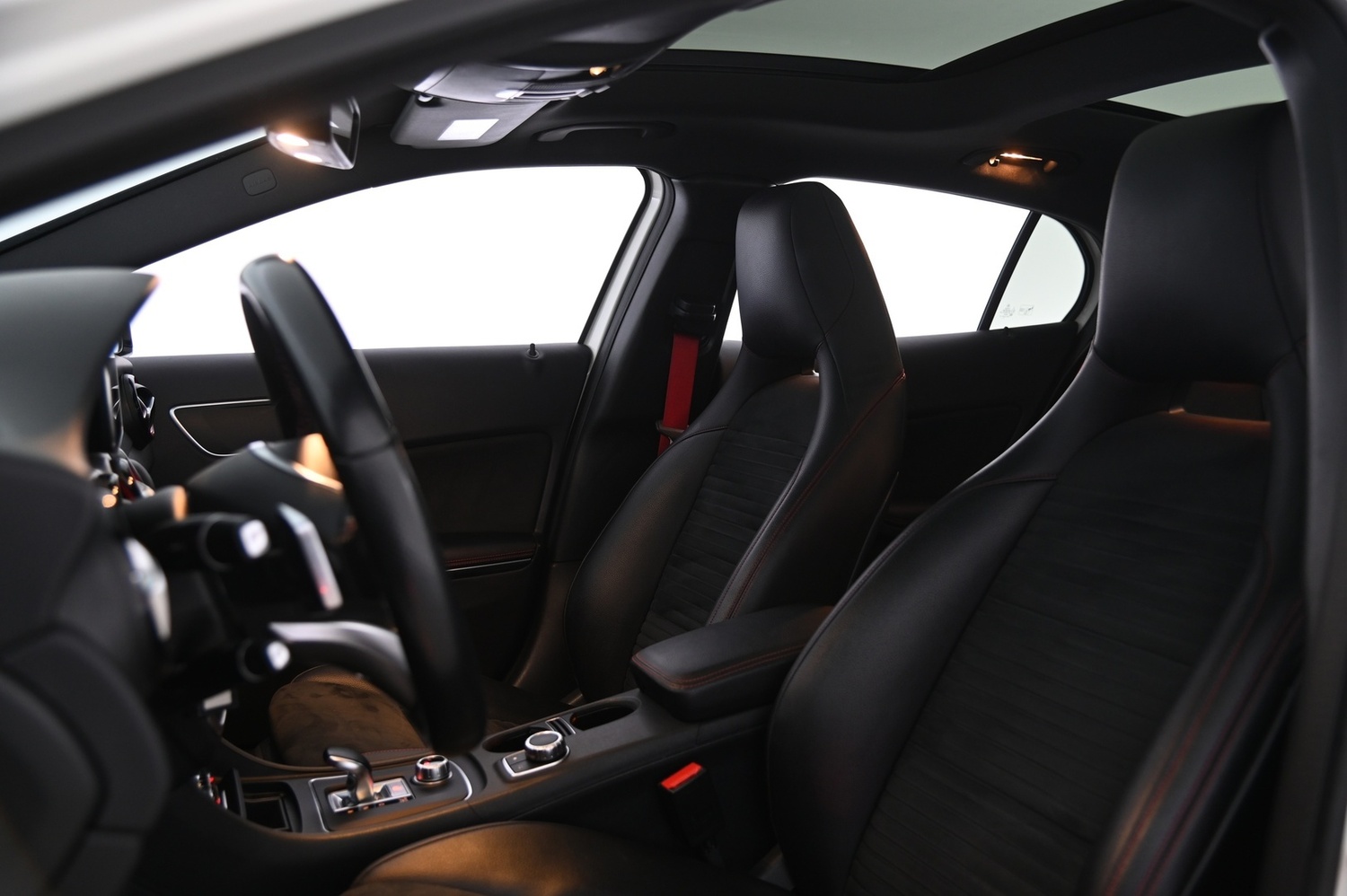 Mercedes-Benz GLA vaihtoauto