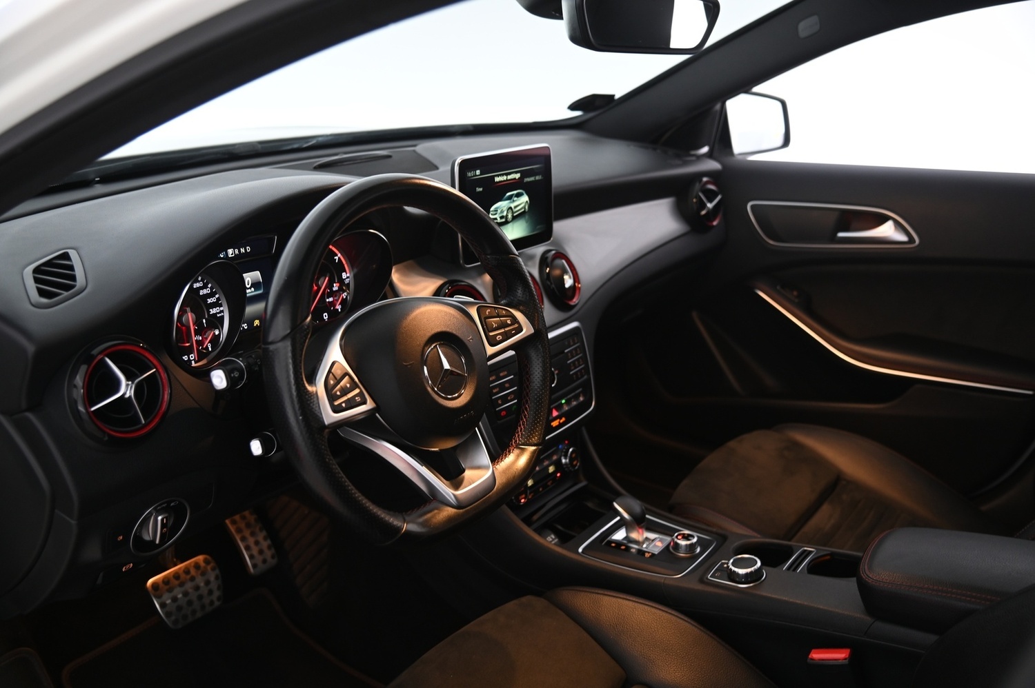 Mercedes-Benz GLA vaihtoauto