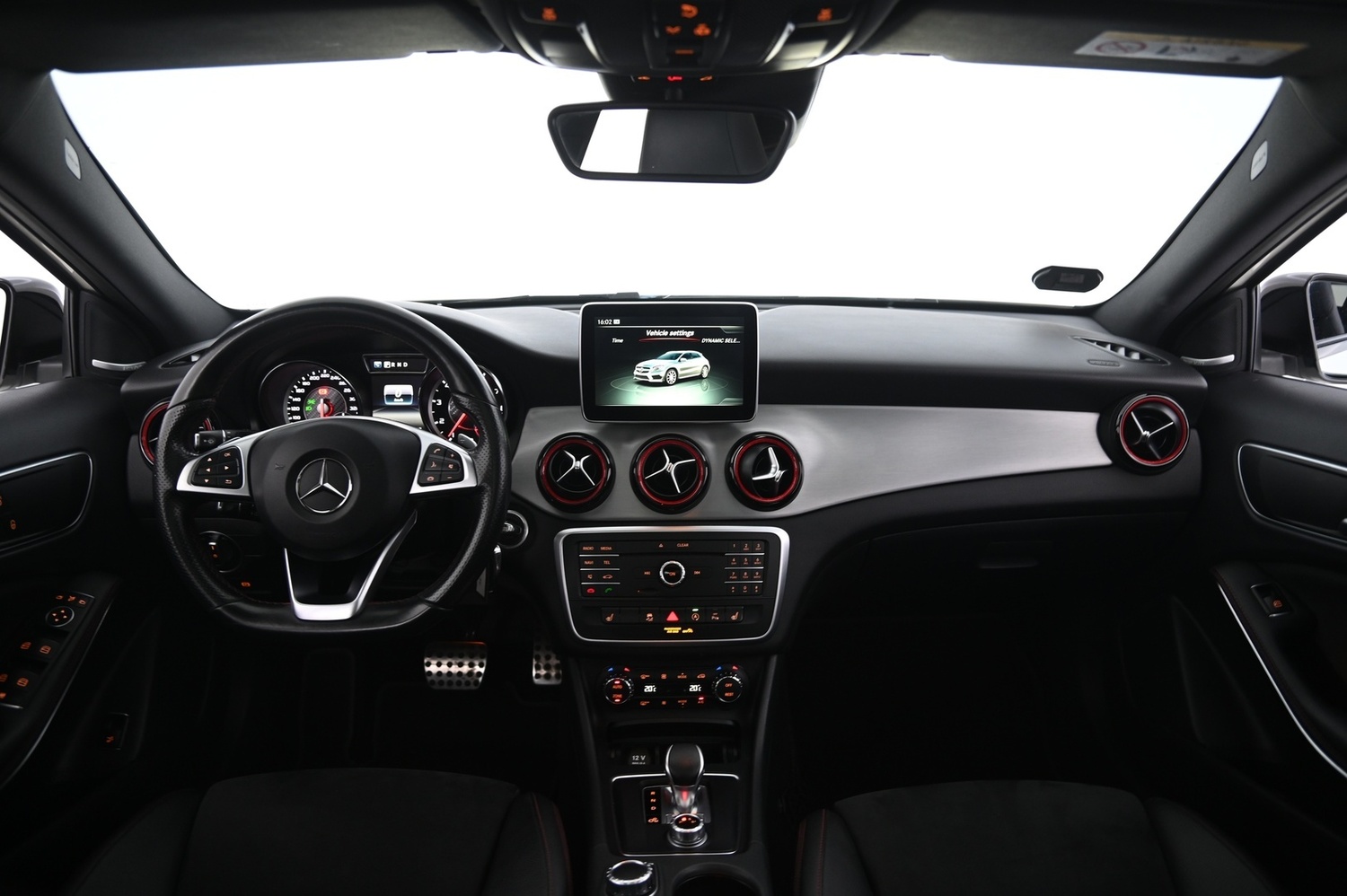 Mercedes-Benz GLA vaihtoauto