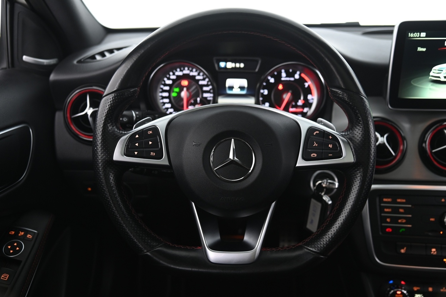 Mercedes-Benz GLA vaihtoauto