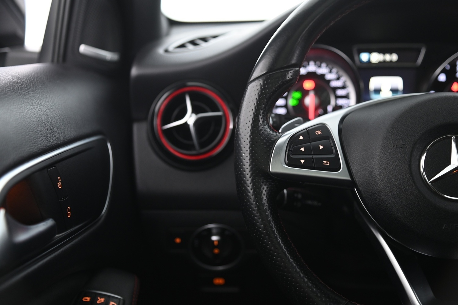 Mercedes-Benz GLA vaihtoauto