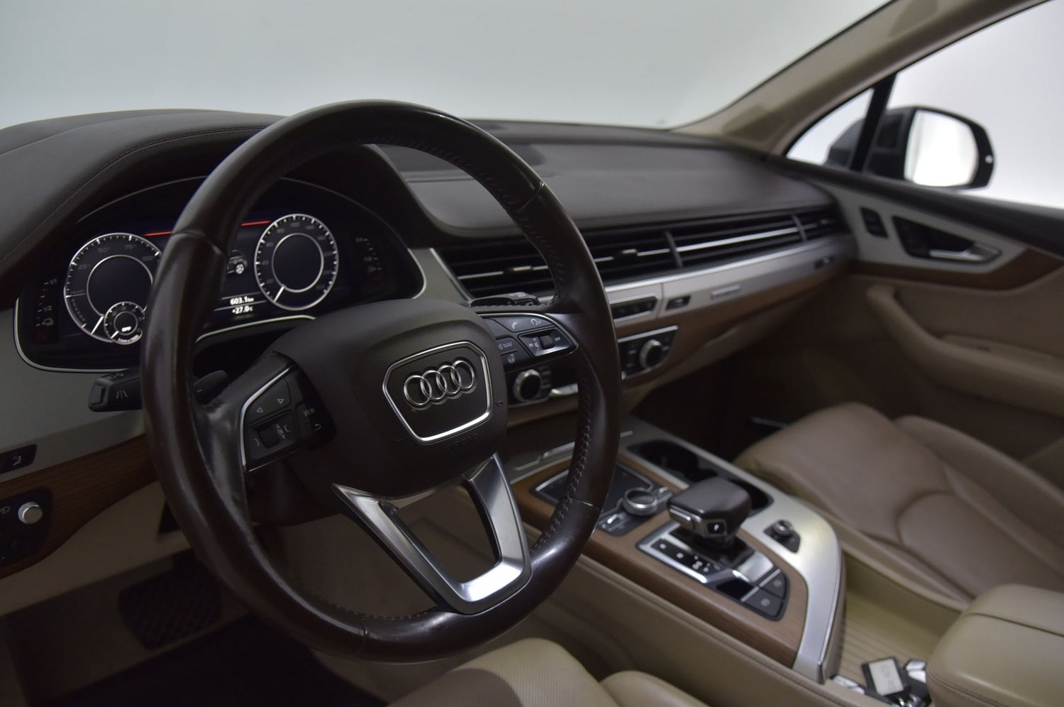 Audi Q7 vaihtoauto