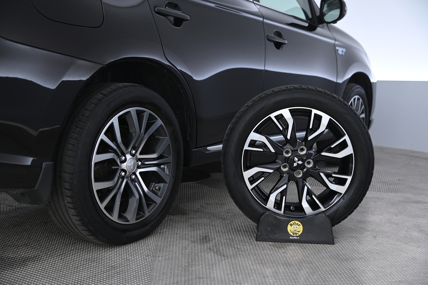 Mitsubishi Outlander vaihtoauto