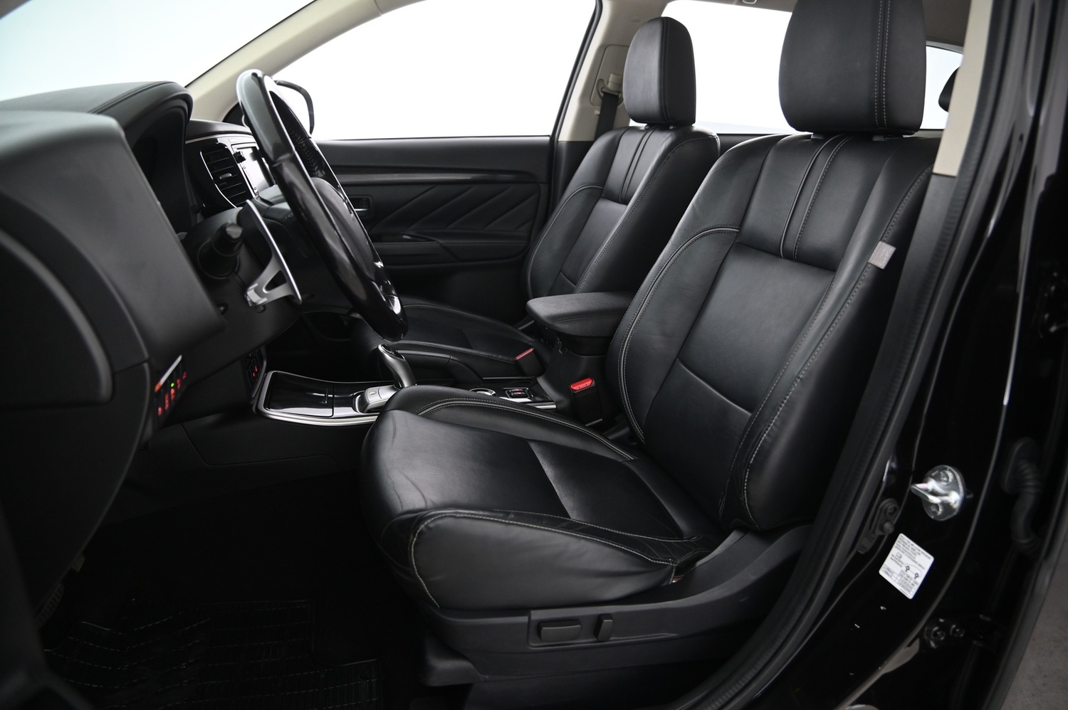 Mitsubishi Outlander vaihtoauto