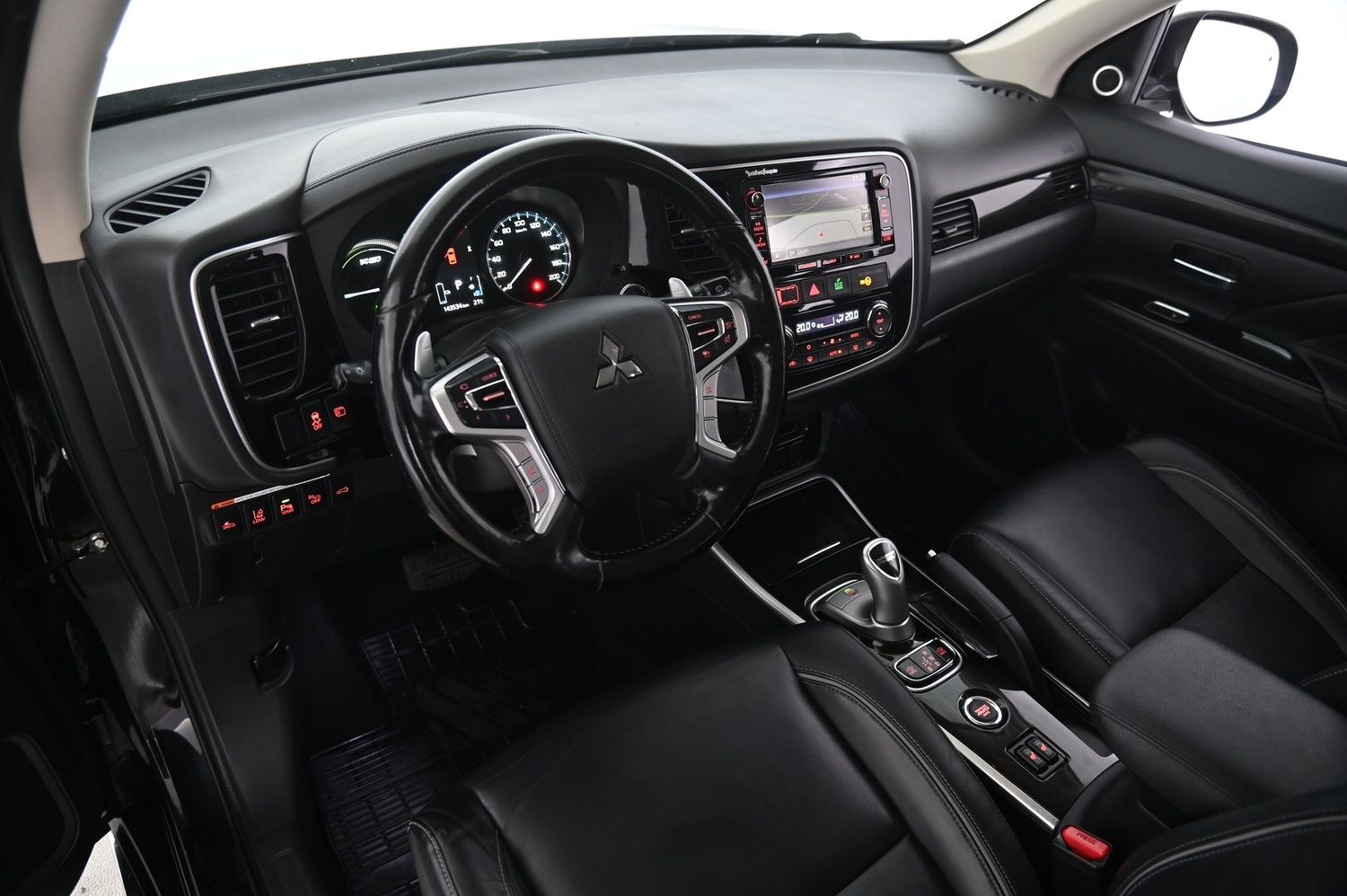Mitsubishi Outlander vaihtoauto
