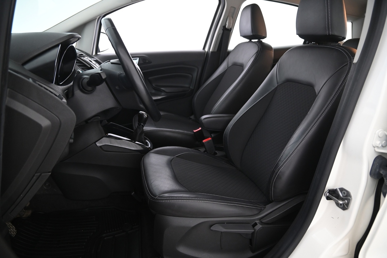 Ford Ecosport vaihtoauto