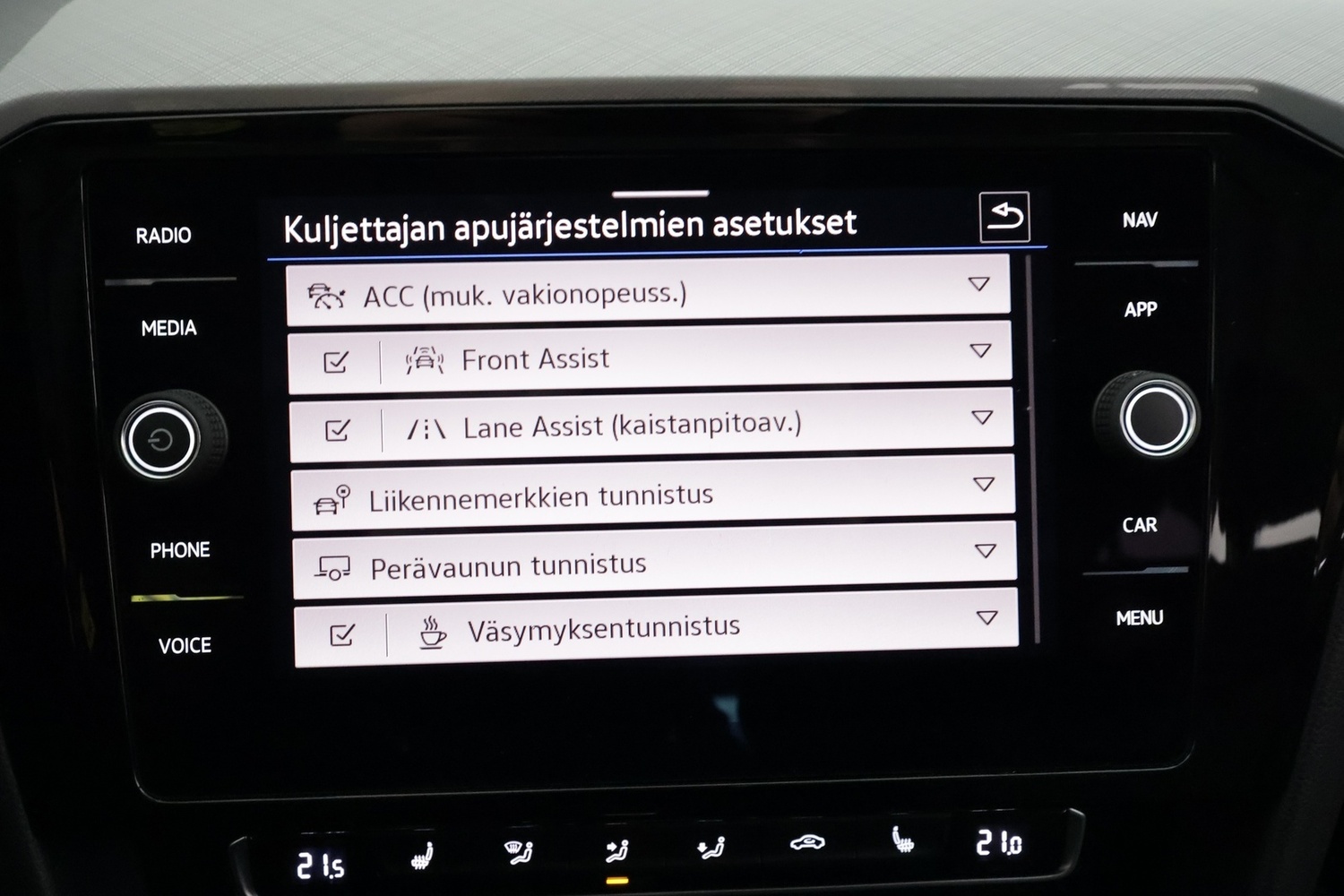 Volkswagen Passat vaihtoauto