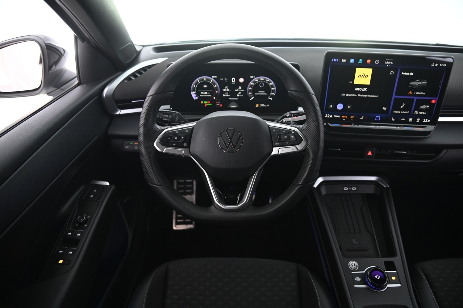 Volkswagen T-Roc vaihtoauto
