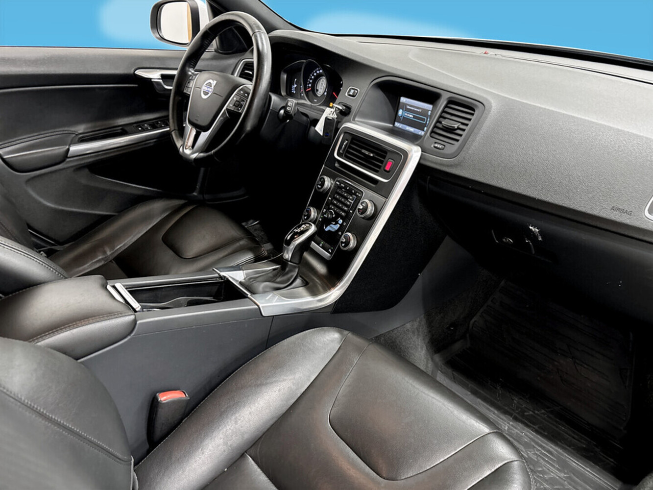 Volvo V60 vaihtoauto