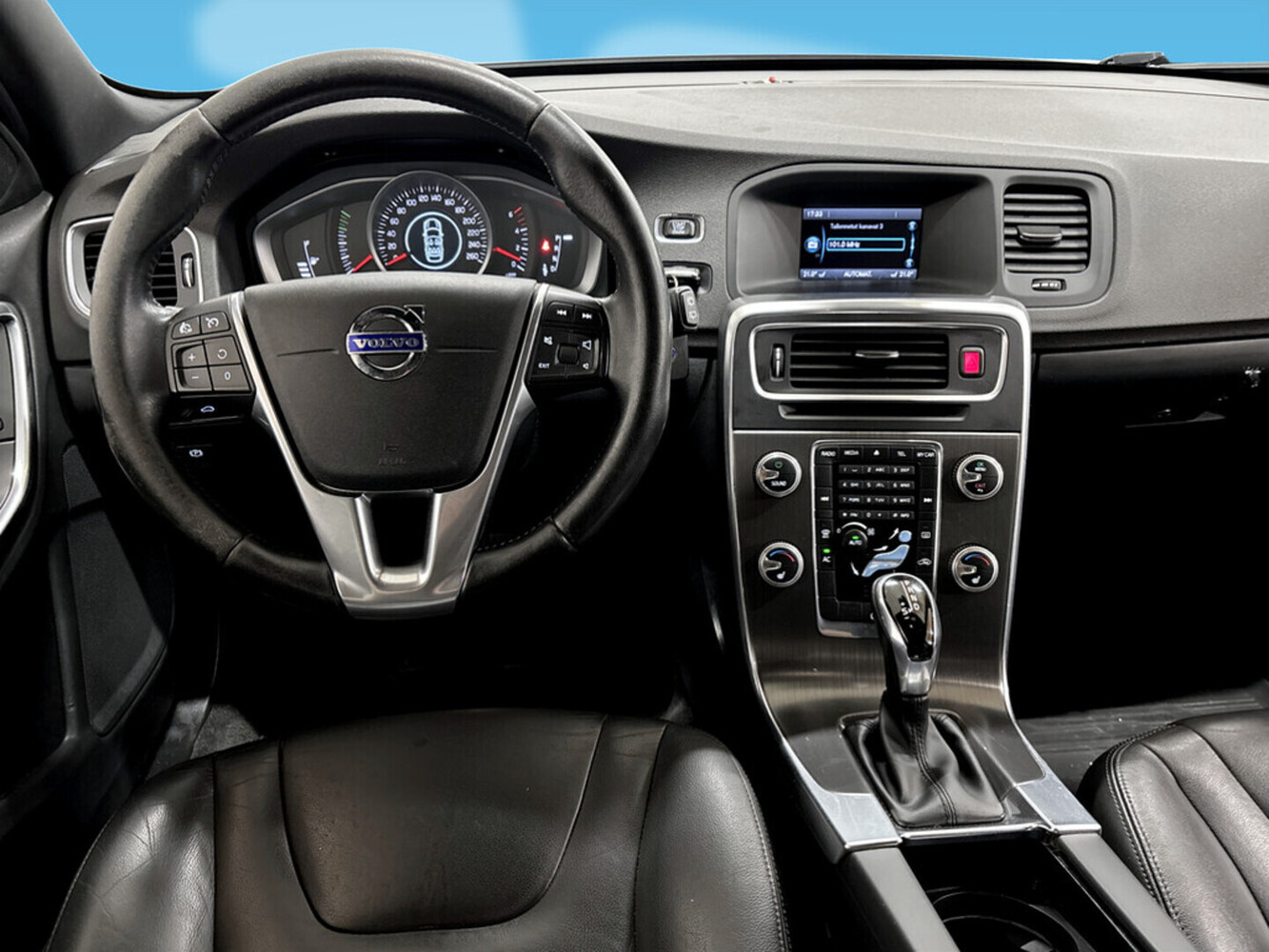 Volvo V60 vaihtoauto