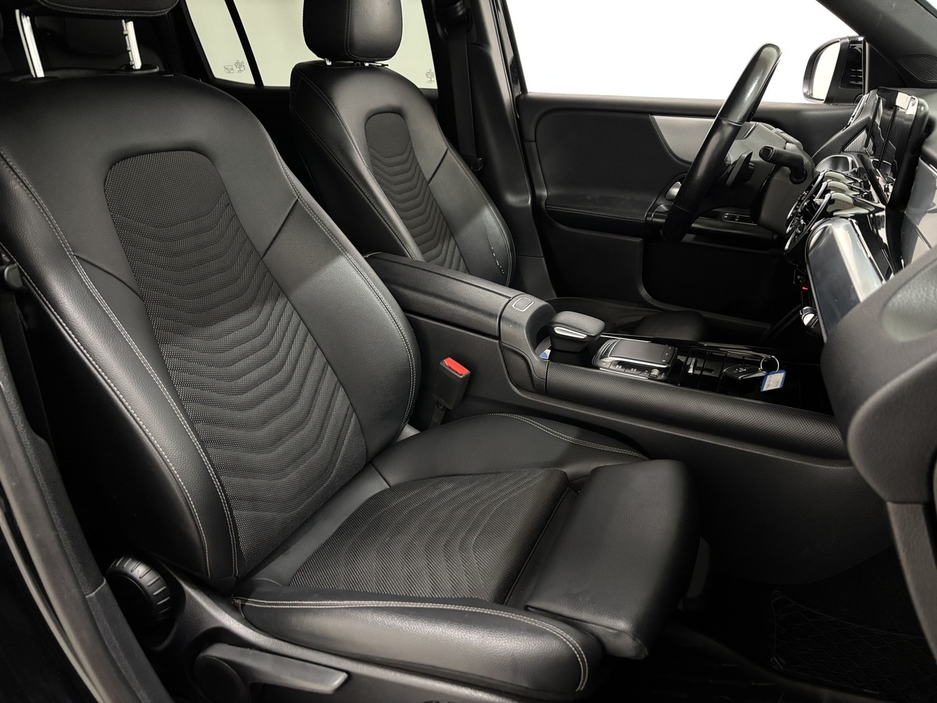 Mercedes-Benz GLB vaihtoauto