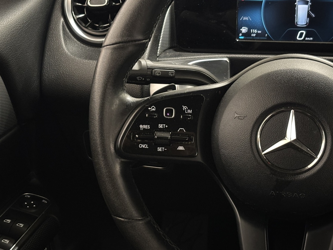 Mercedes-Benz GLB vaihtoauto