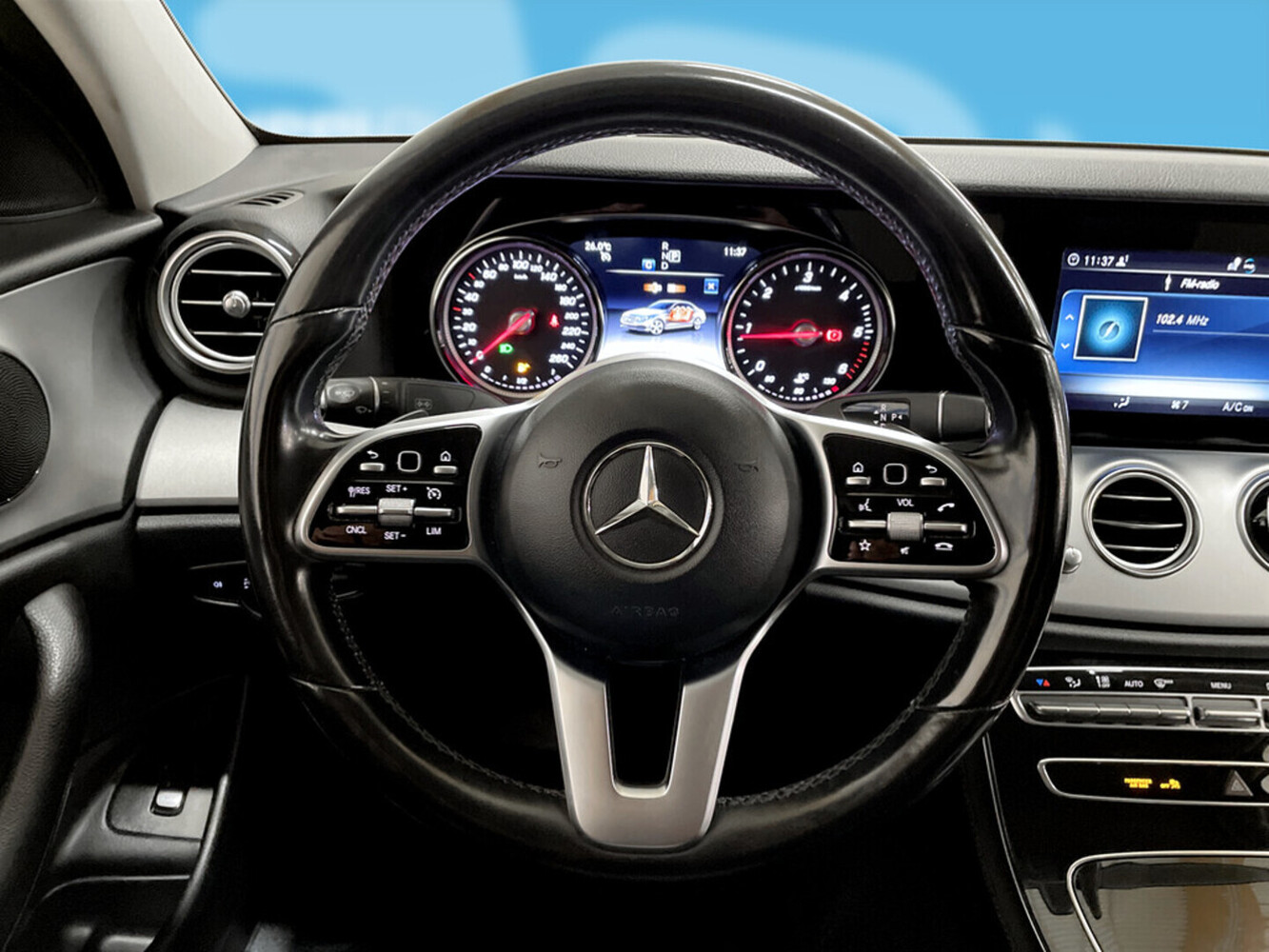 Mercedes-Benz E vaihtoauto