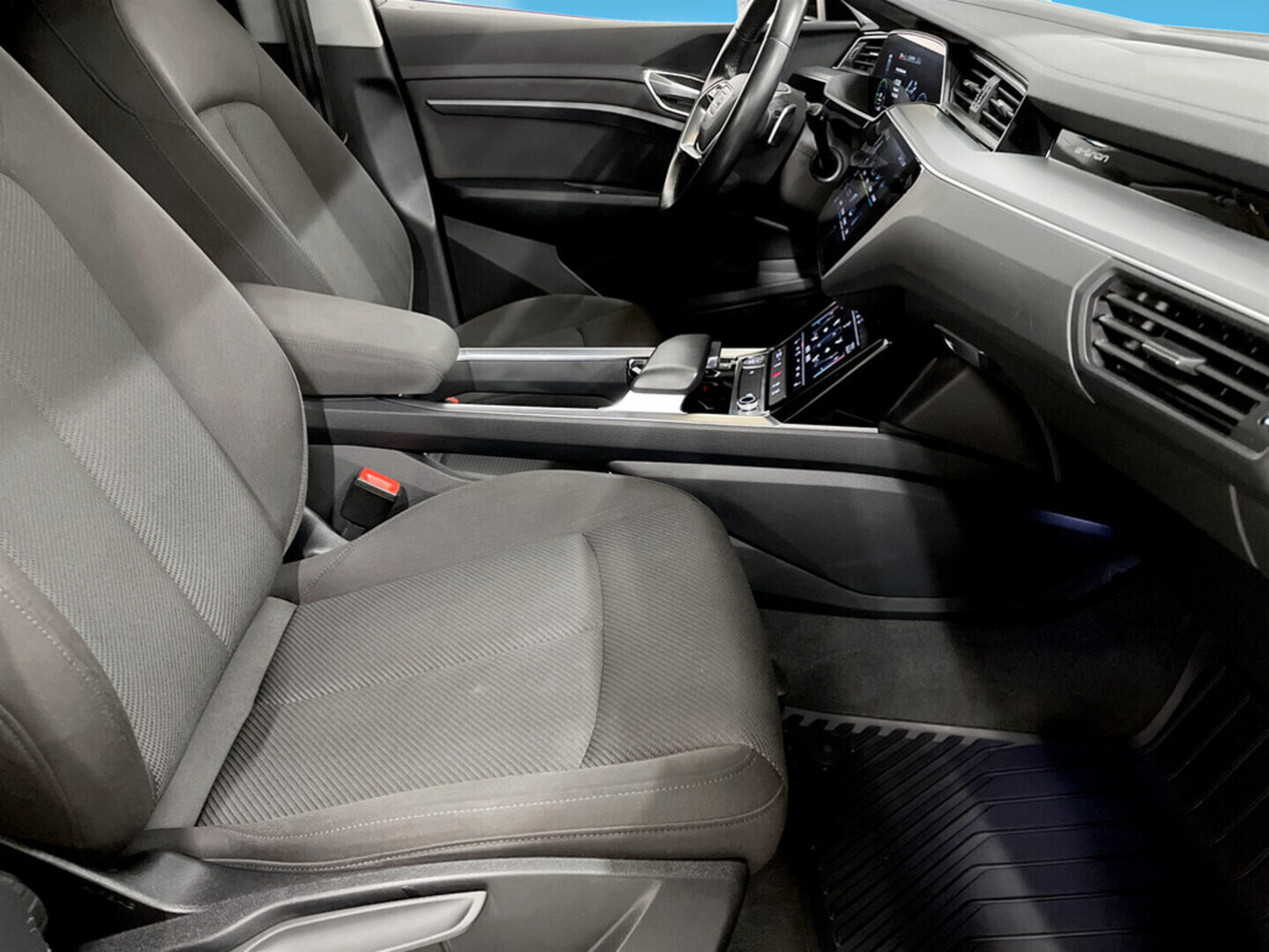 Audi e-tron vaihtoauto
