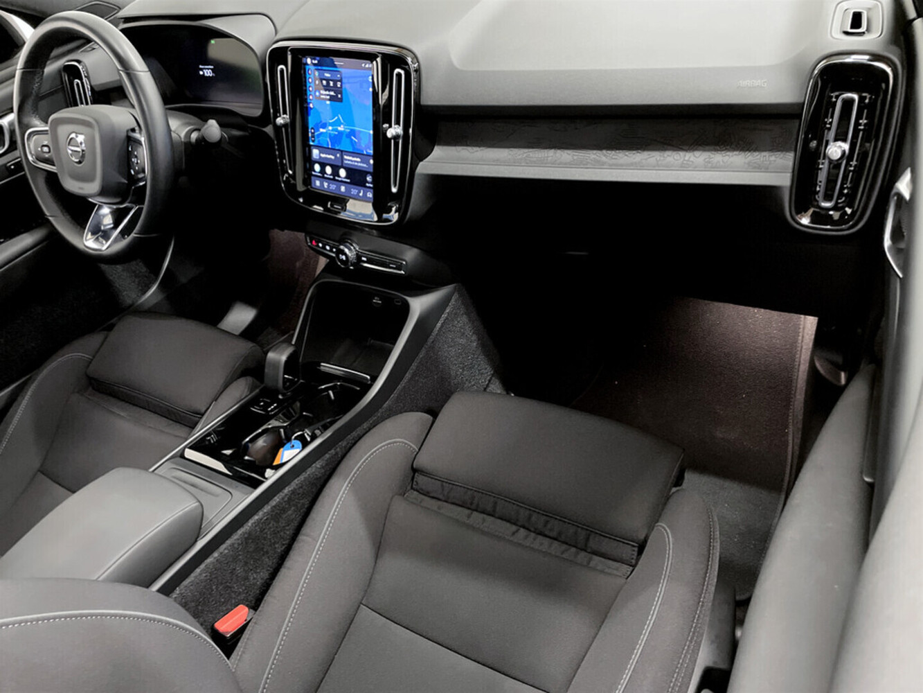 Volvo C40 vaihtoauto