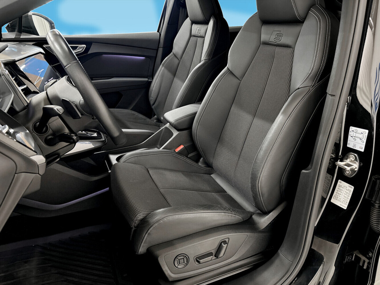 Audi Q4 e-tron vaihtoauto