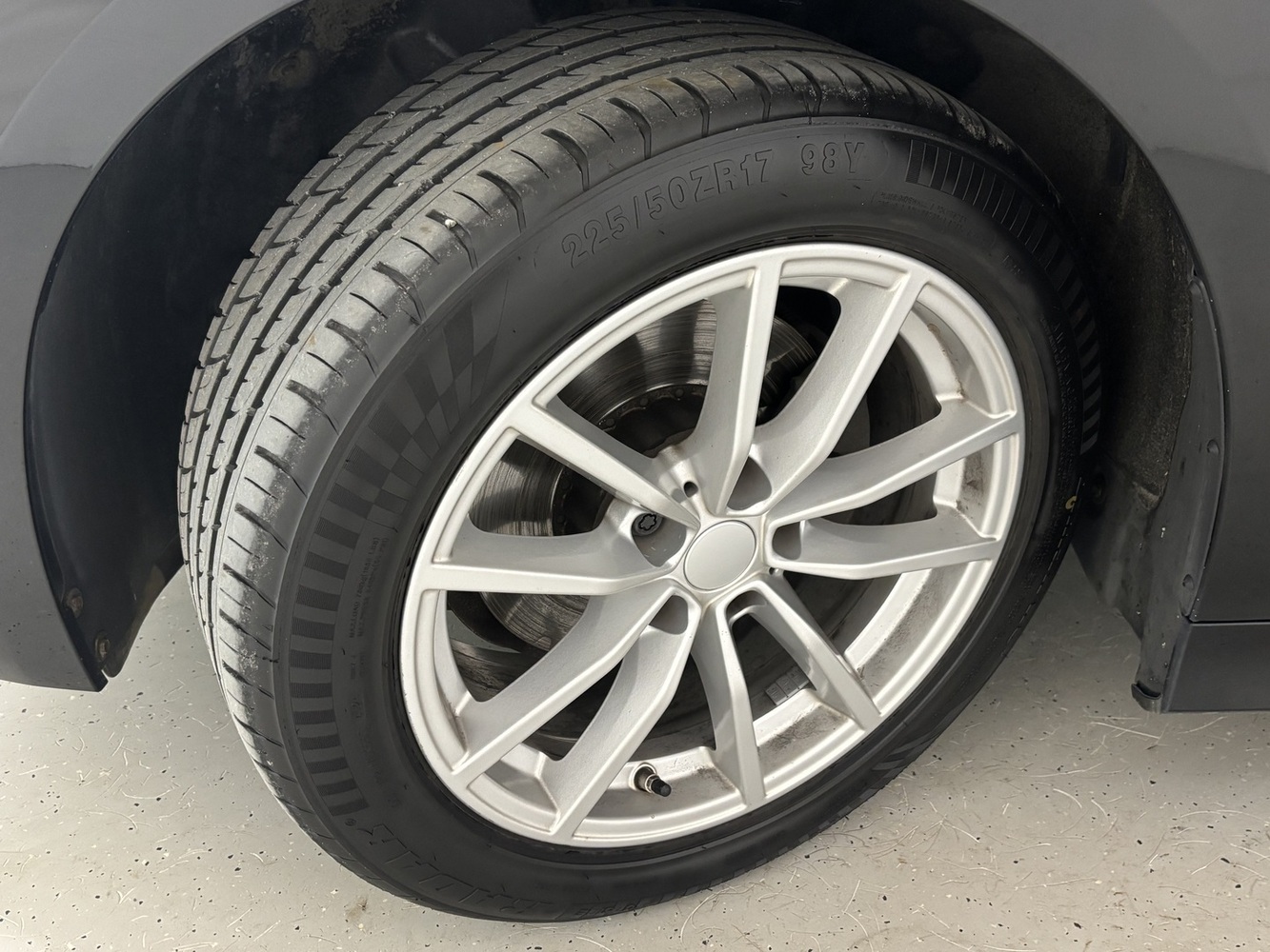 BMW 320 vaihtoauto