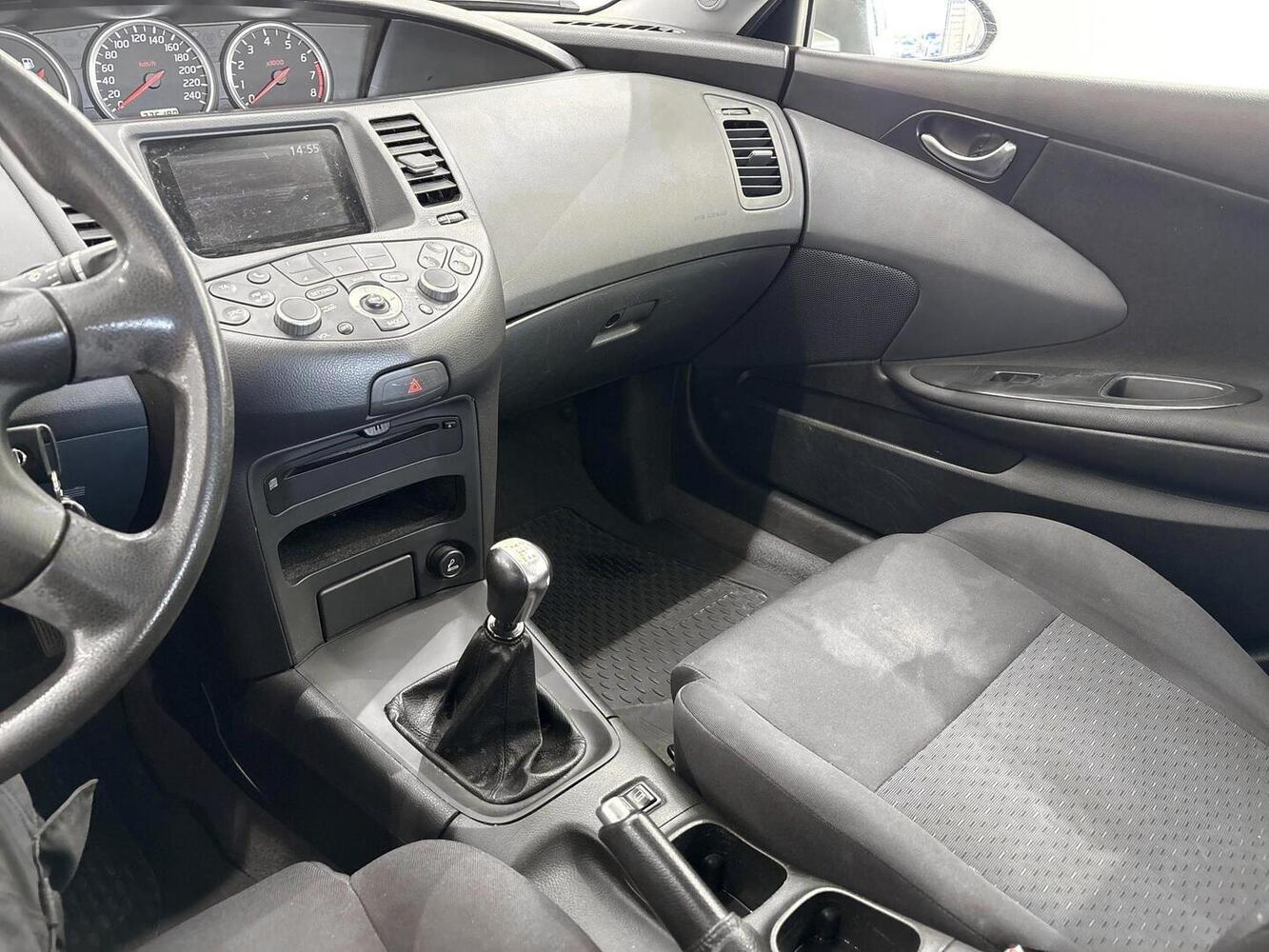 Nissan Primera vaihtoauto