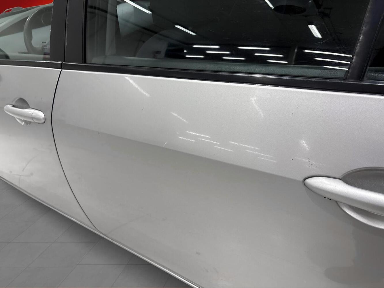 Nissan Primera vaihtoauto