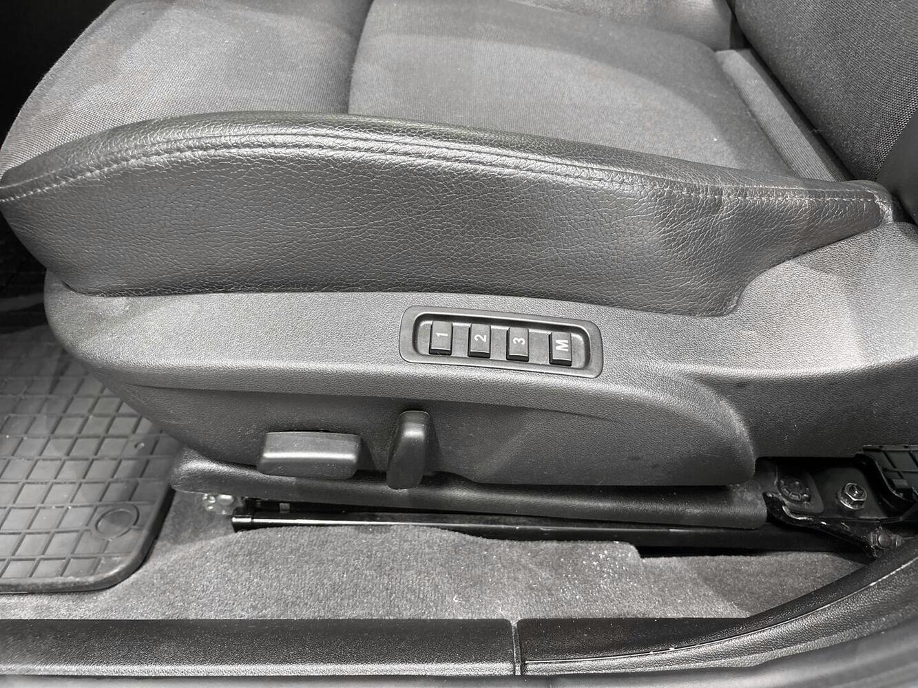 Saab 9-3 vaihtoauto