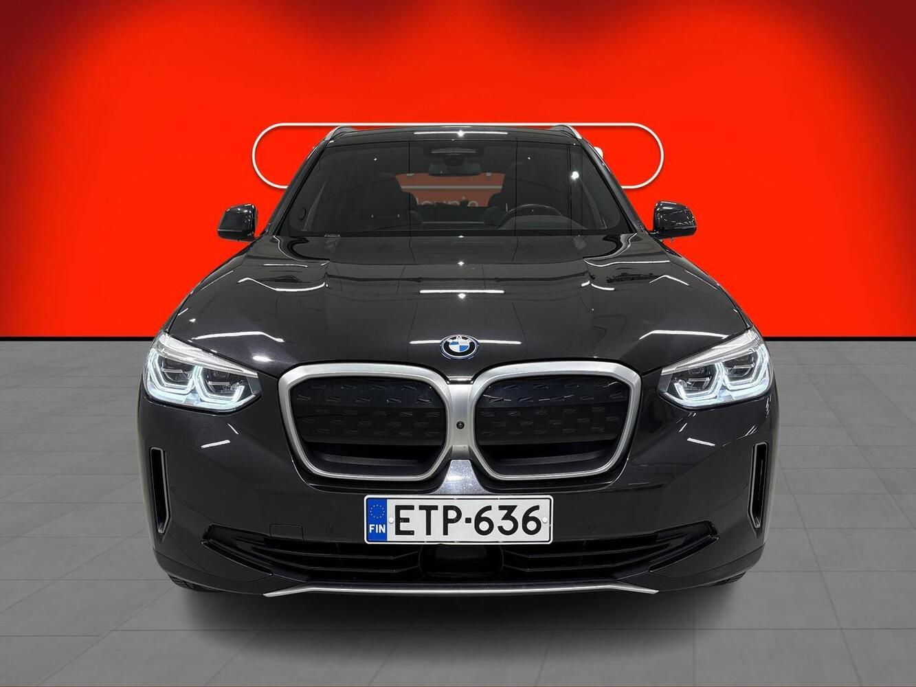 BMW iX3 vaihtoauto