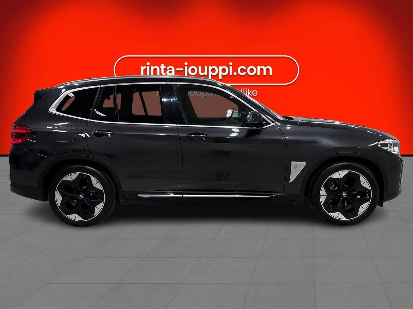BMW iX3 vaihtoauto