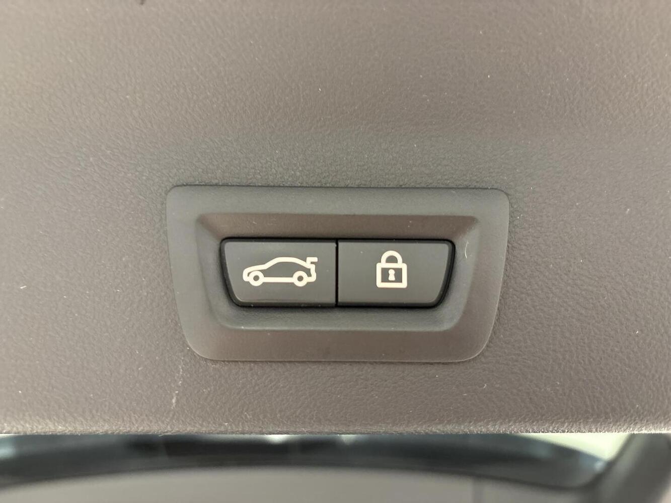 BMW iX3 vaihtoauto