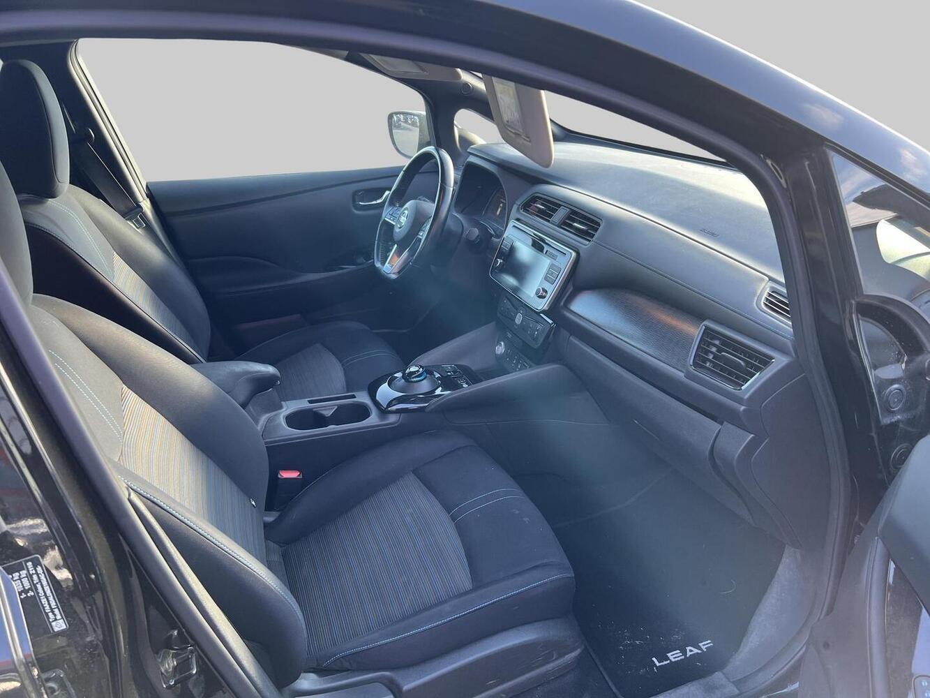 Nissan Leaf vaihtoauto
