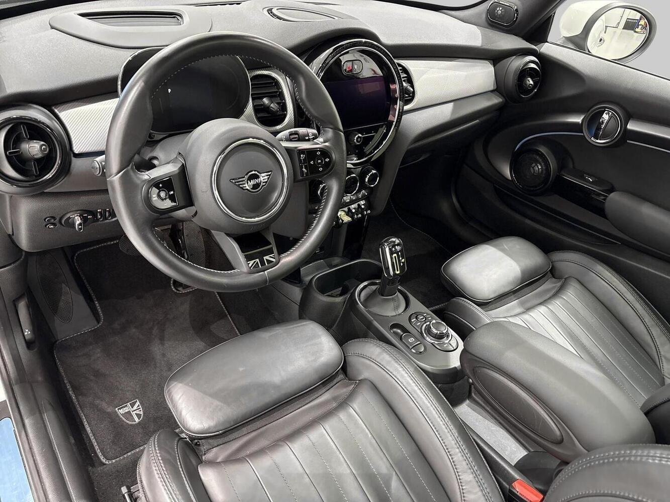 Mini Hatchback vaihtoauto