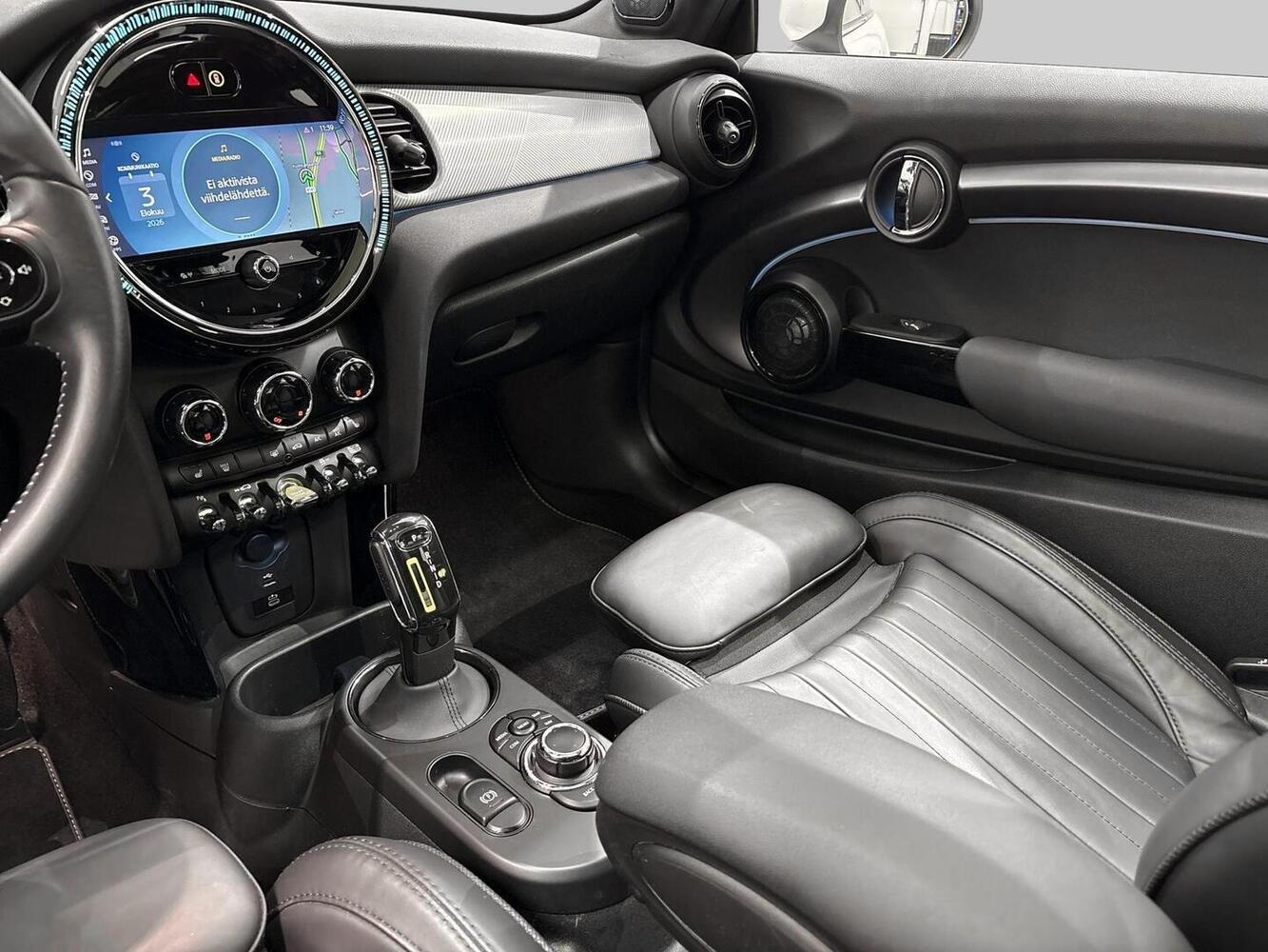 Mini Hatchback vaihtoauto