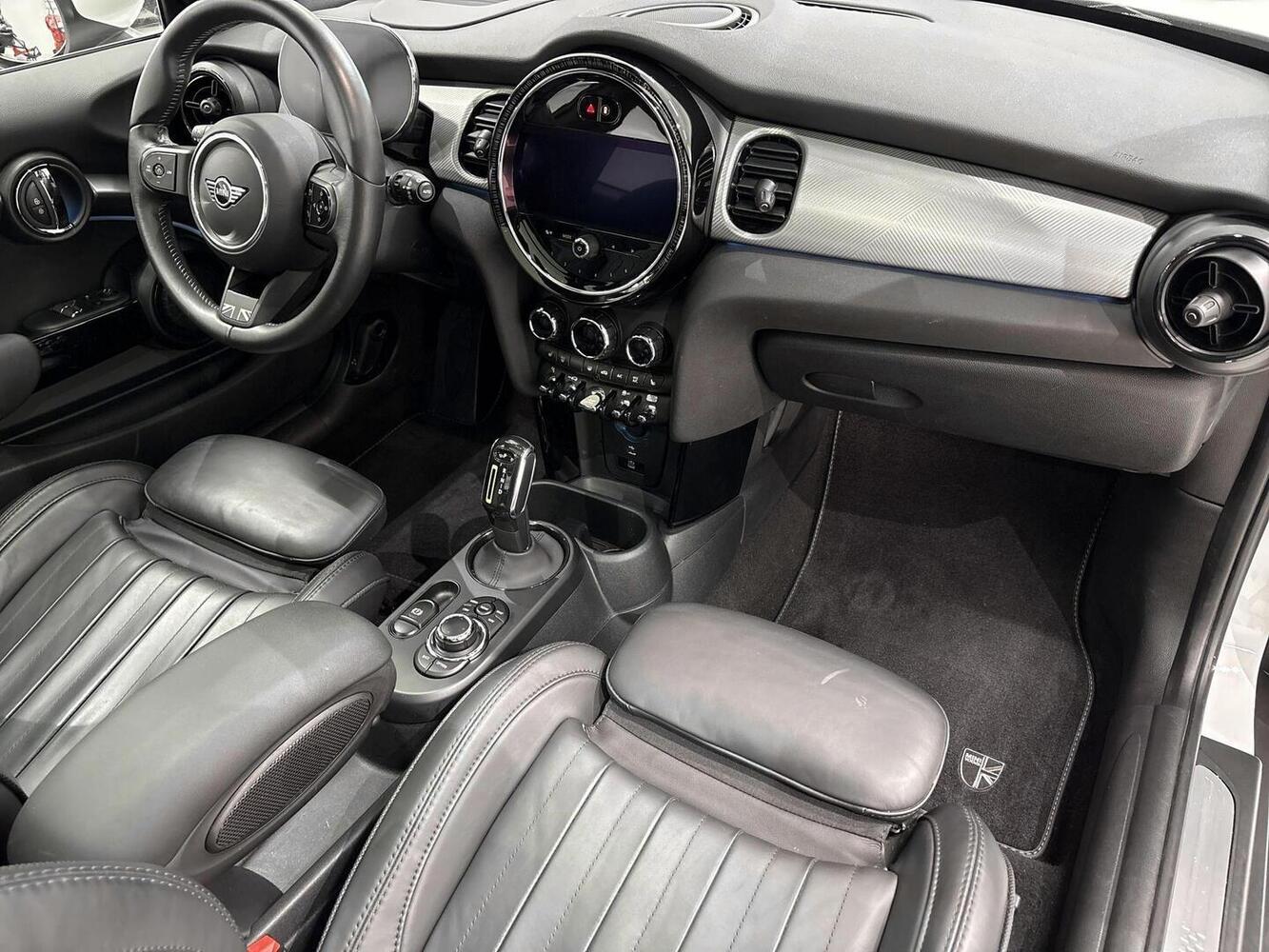 Mini Hatchback vaihtoauto