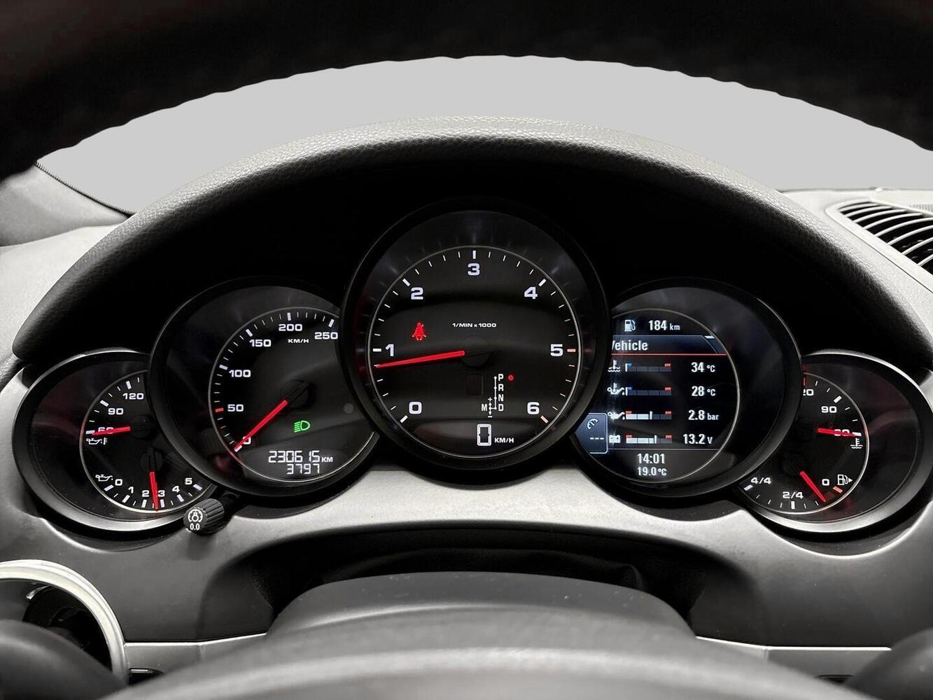 Porsche Cayenne vaihtoauto