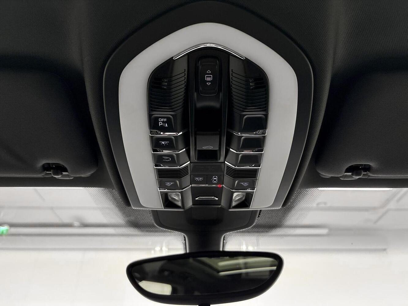 Porsche Cayenne vaihtoauto