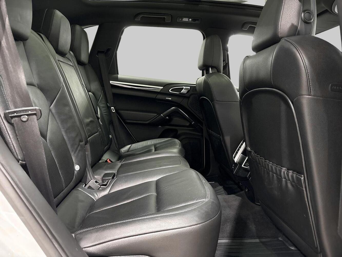 Porsche Cayenne vaihtoauto