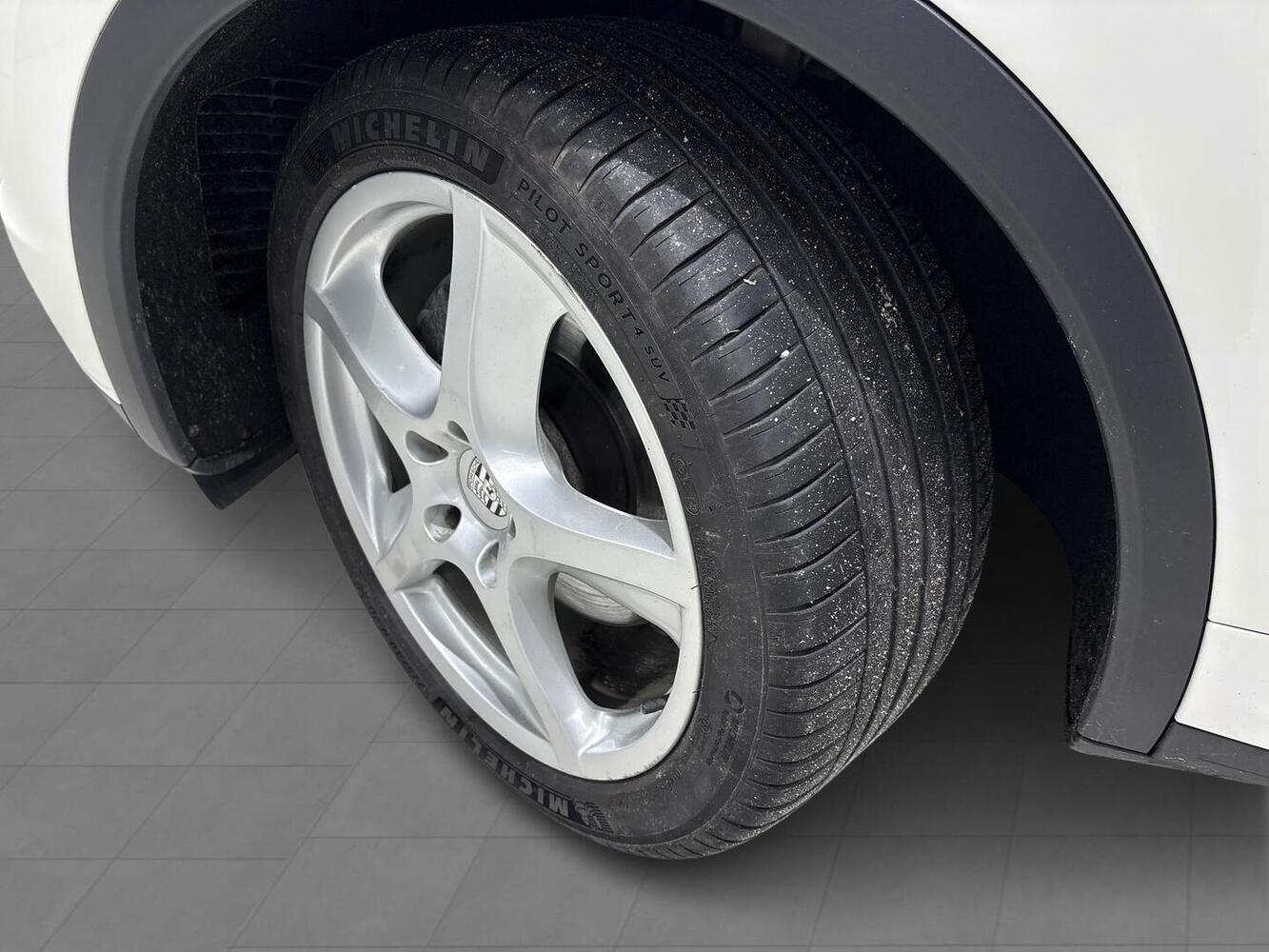 Porsche Cayenne vaihtoauto