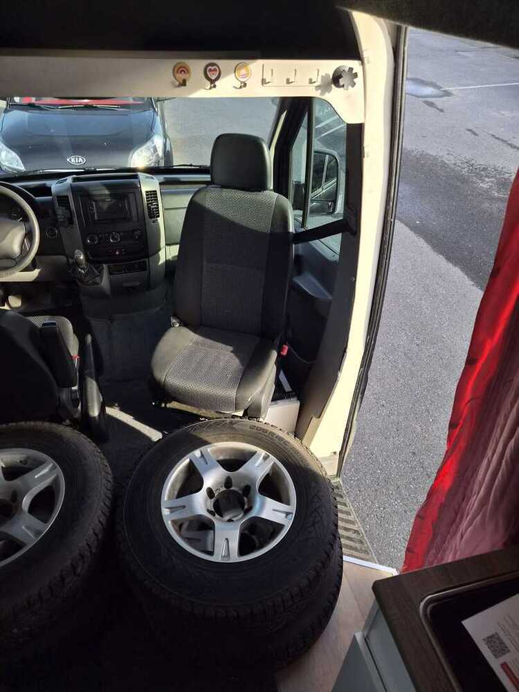 Mercedes-Benz Sprinter vaihtoauto