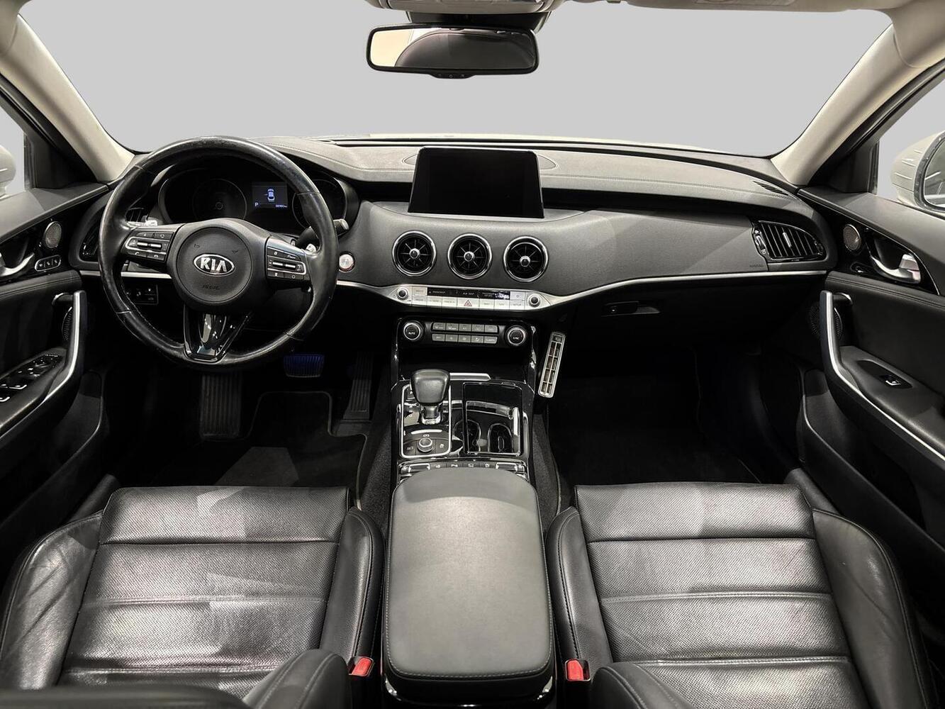 Kia Stinger vaihtoauto