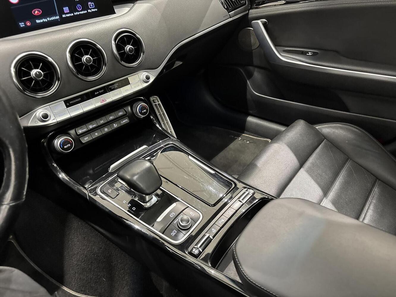 Kia Stinger vaihtoauto