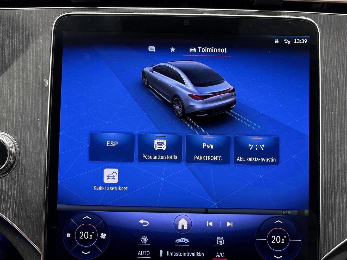 Mercedes-Benz EQE vaihtoauto
