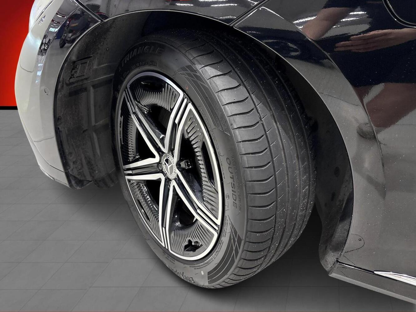 Mercedes-Benz EQE vaihtoauto