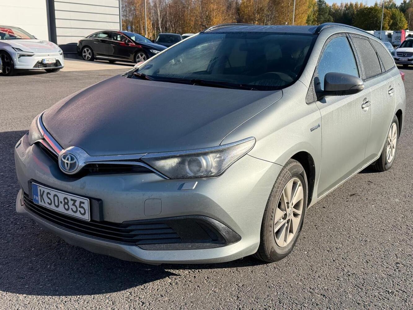 Toyota Auris vaihtoauto