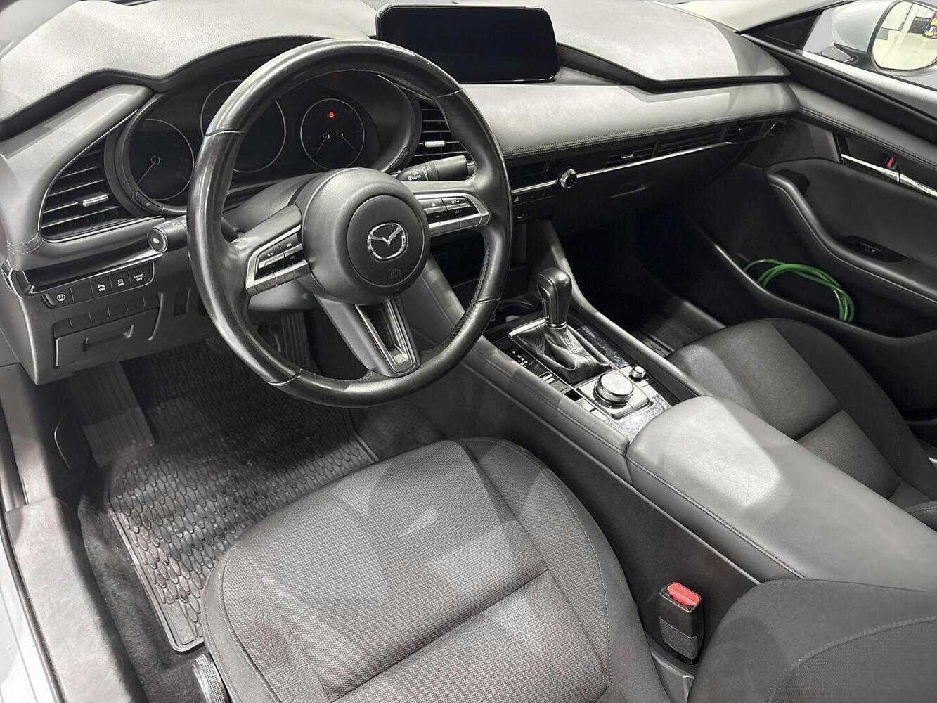 Mazda 3 vaihtoauto